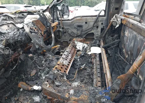 2004 Ford F-350 Xl/Xlt z USA, uszkodzony, nr VIN 1FDSF35P34ED36311